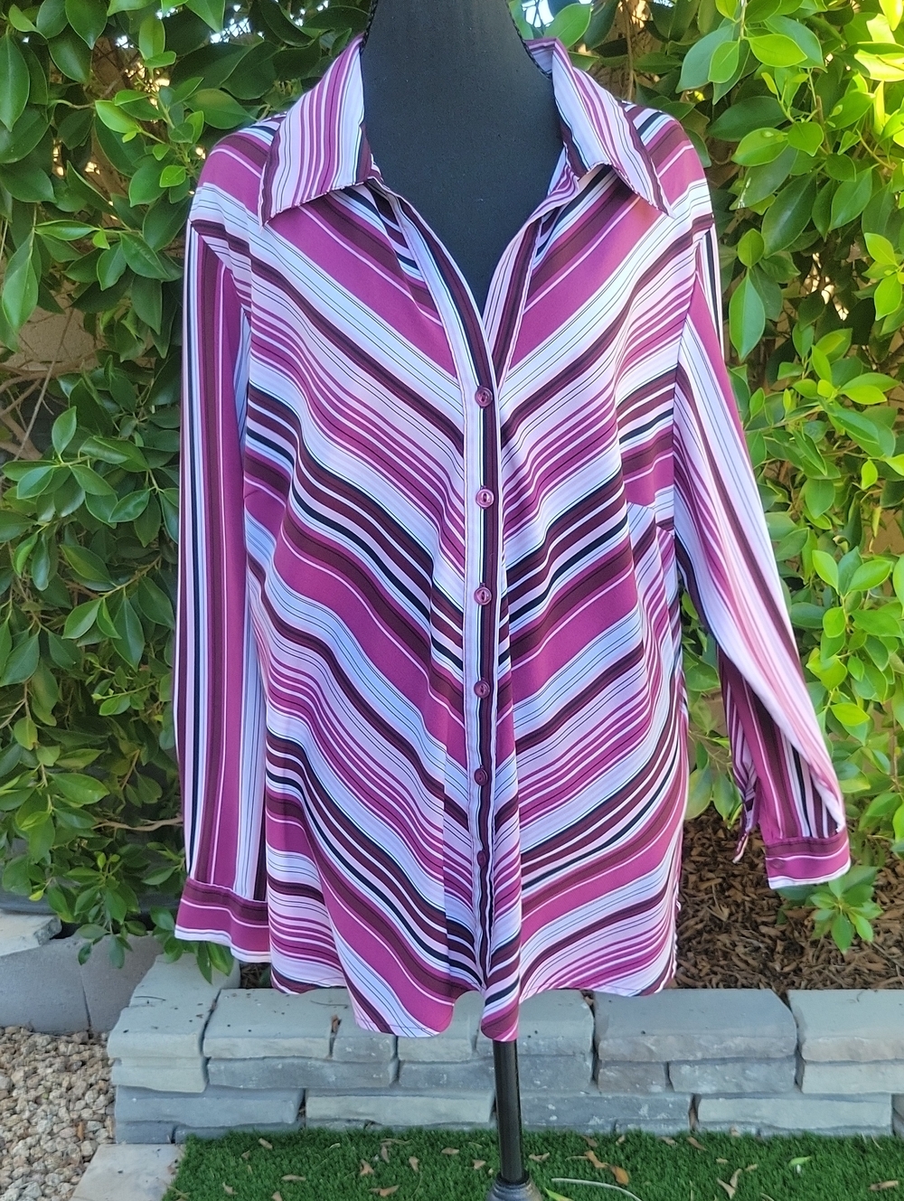 Studio 1940  22W/ 24W Purple Magenta Chevron Stripe Button Down Blouse Top